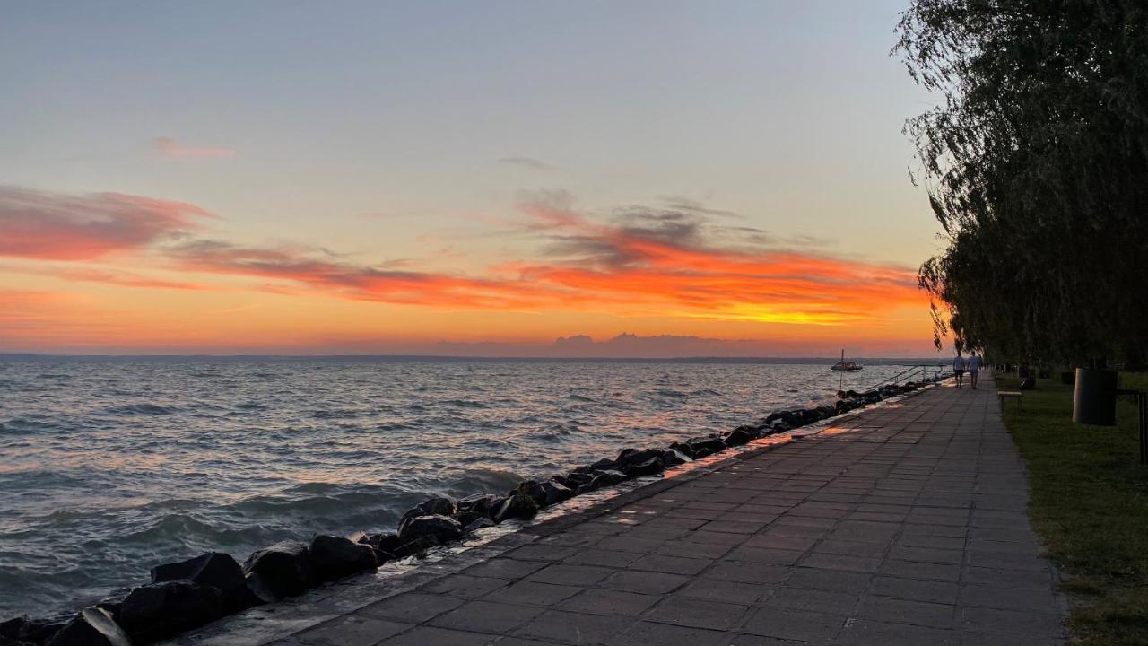 Panorama Beach 2 Siofok Luaran gambar